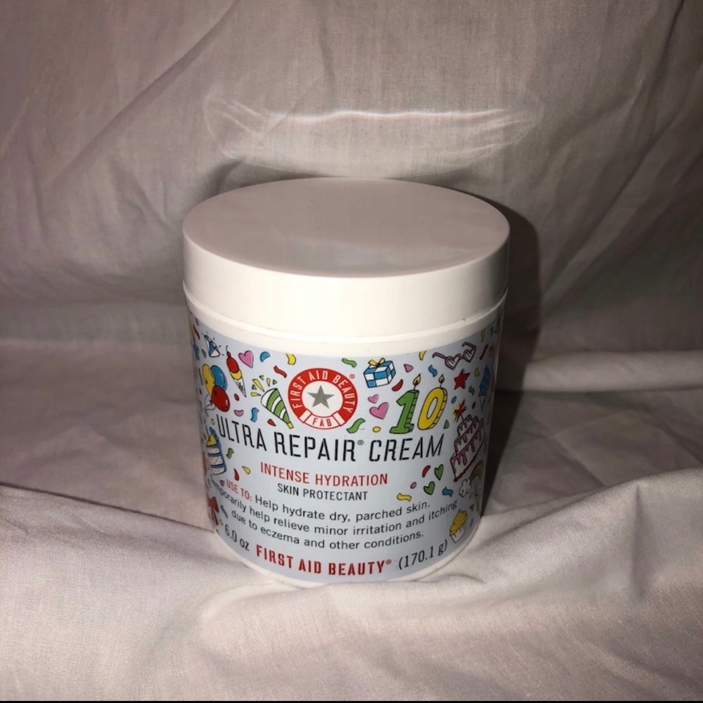 First Aid Beauty Ultra Repair Cream